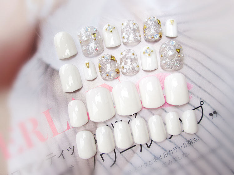 Get trendy with Short Bridal Style Press-on Nails - Nails available at Hot Trends Online. Shop Now!
